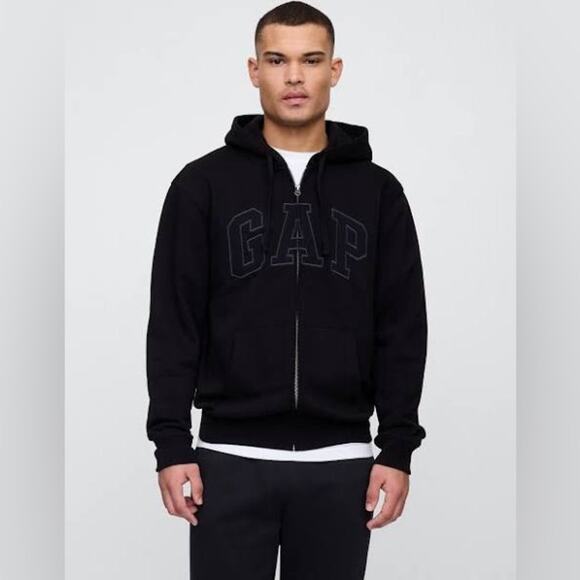 GAP Men’s Black Zip Hoodie and Joggers Set MSRP $100 Size S - Picture 1 of 4